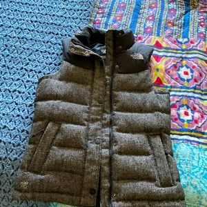 Warm down north face vest